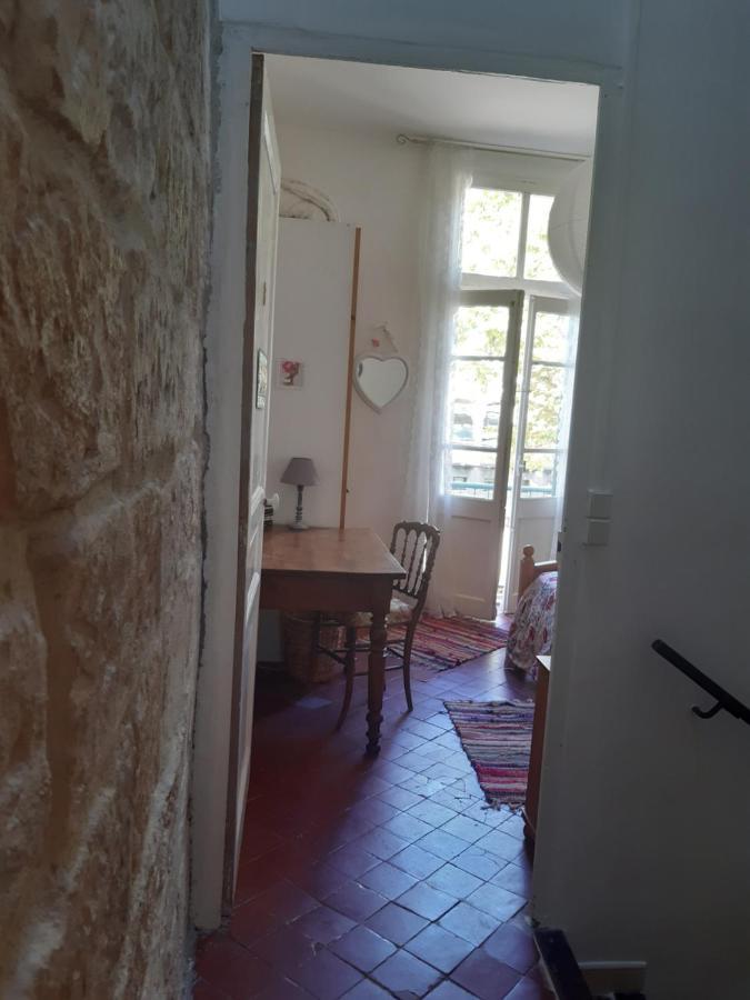 Maison De Charme Avec Cour, Proche Rue Des Teinturiers Avignon Exteriör bild