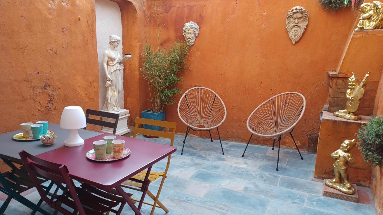 Maison De Charme Avec Cour, Proche Rue Des Teinturiers Avignon Exteriör bild