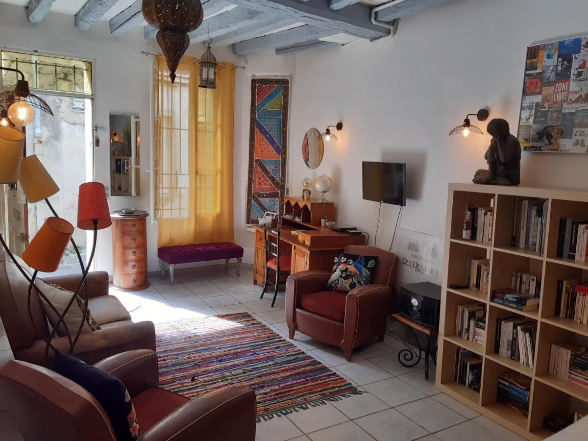 Maison De Charme Avec Cour, Proche Rue Des Teinturiers Avignon Exteriör bild