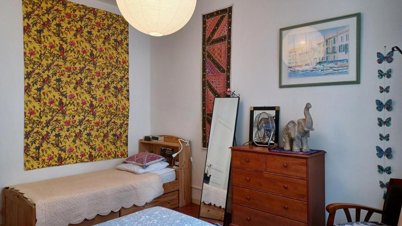 Maison De Charme Avec Cour, Proche Rue Des Teinturiers Avignon Exteriör bild